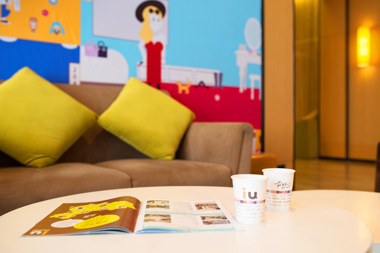 Iu Hotel Tianjin Binjiang Walking Street Екстериор снимка